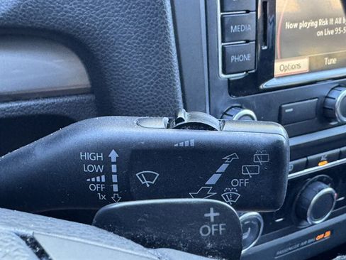 Used 2012 Volkswagen Golf TDI FWD image 27