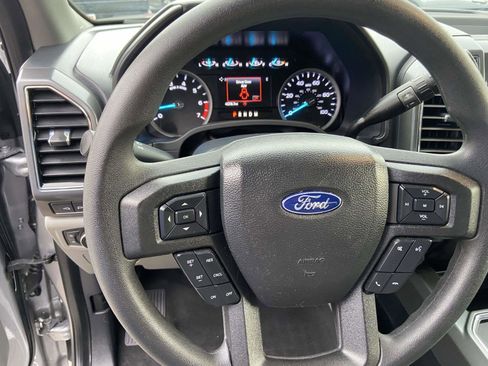 Used 2022 Ford F250 XLT w/ XLT Premium Package image 9