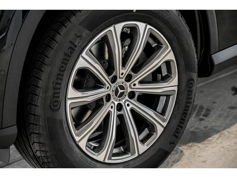 New 2026 Mercedes-Benz GLC 300 4MATIC image 5