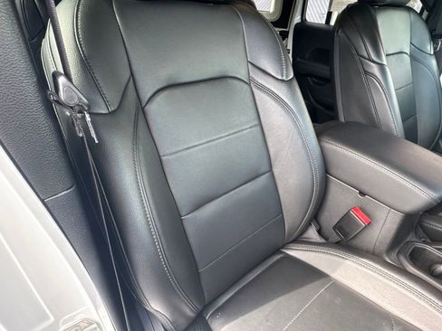 Used 2023 Jeep Wrangler Unlimited Sahara AWD/4WD image 69