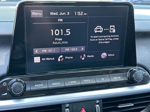 Used 2023 Kia Forte LXS FWD image 16