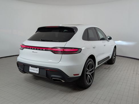 New 2025 Porsche Macan AWD/4WD image 9