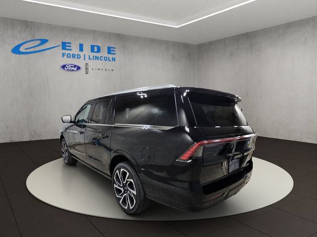 New 2026 Lincoln Navigator L Reserve AWD/4WD image 7