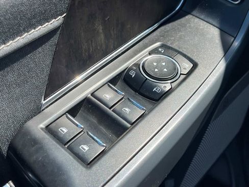Used 2023 Ford F150 Lariat image 25