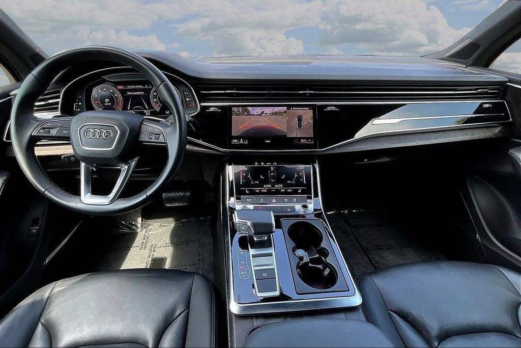 Used 2023 Audi Q7 2.0T Premium Plus w/ Premium Plus Package AWD/4WD image 7