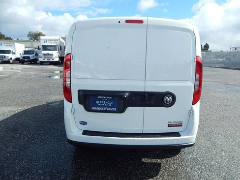 Used 2022 RAM ProMaster City Tradesman image 7