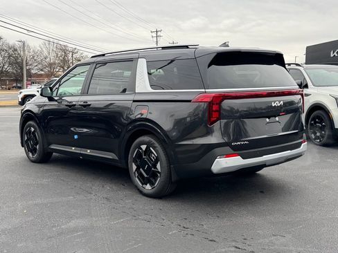 New 2026 Kia Carnival EX image 5