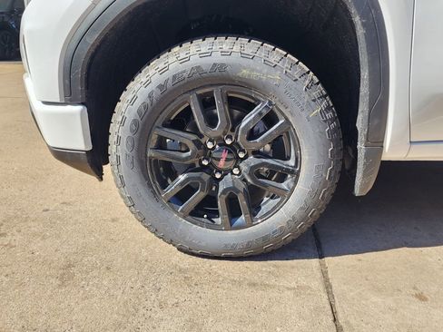 New 2026 GMC Sierra 1500 Elevation AWD/4WD image 51