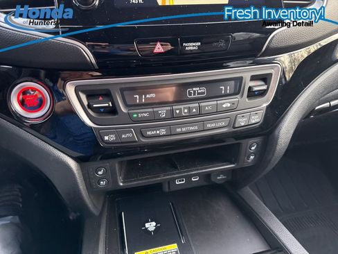 Used 2024 Honda Passport Black Edition image 26