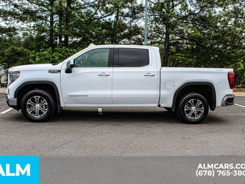Used 2026 GMC Sierra 1500 SLT AWD/4WD image 6