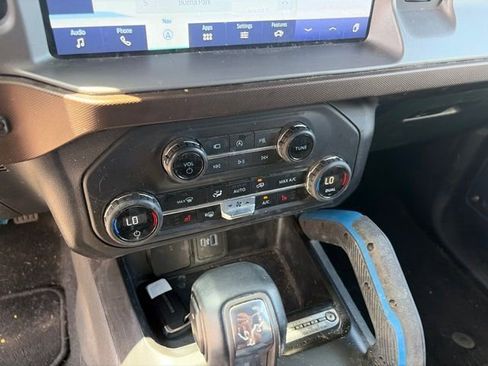Used 2023 Ford Bronco Outer Banks AWD/4WD image 76
