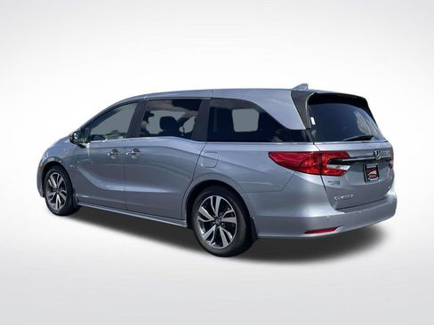 Used 2023 Honda Odyssey Touring image 4