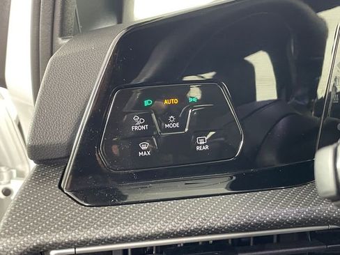 Used 2023 Volkswagen Golf R image 13