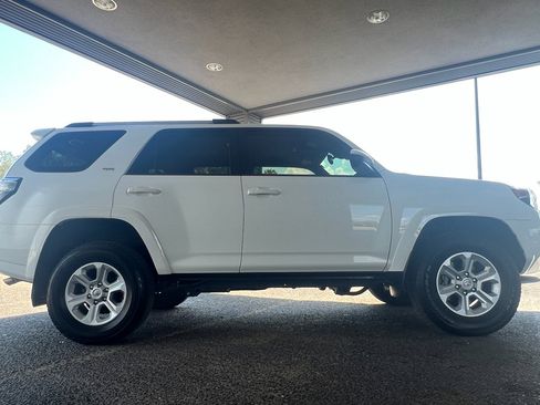 Used 2022 Toyota 4Runner SR5 image 9