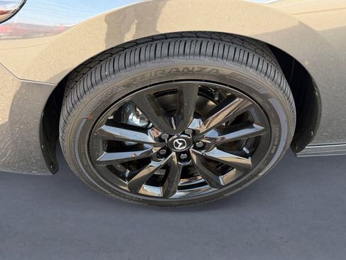 Used 2026 MAZDA MAZDA3 2.5 S Hatchback w/ Premium Pkg image 9