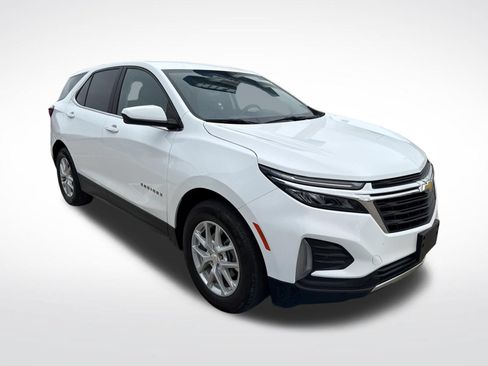 Used 2023 Chevrolet Equinox LT FWD image 3