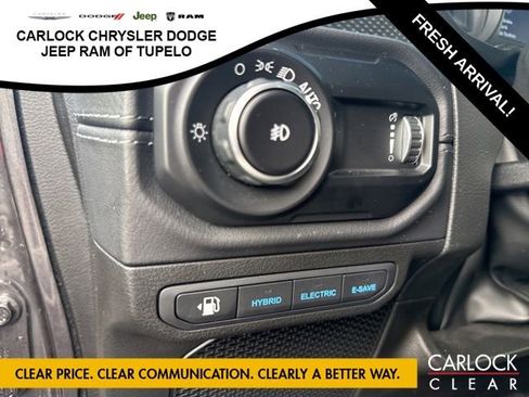 Used 2025 Jeep Wrangler Unlimited Rubicon 4xe w/ Convenience Group image 12