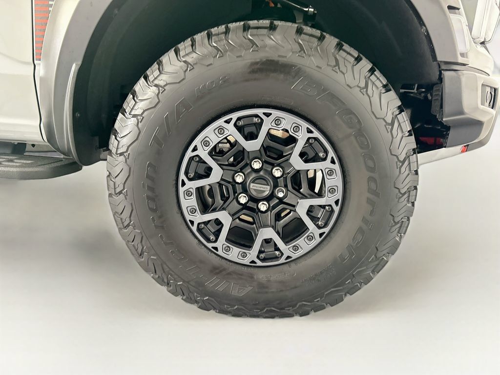Used 2026 Ford F150 Raptor w/ Equipment Group 803A Raptor R AWD/4WD image 31