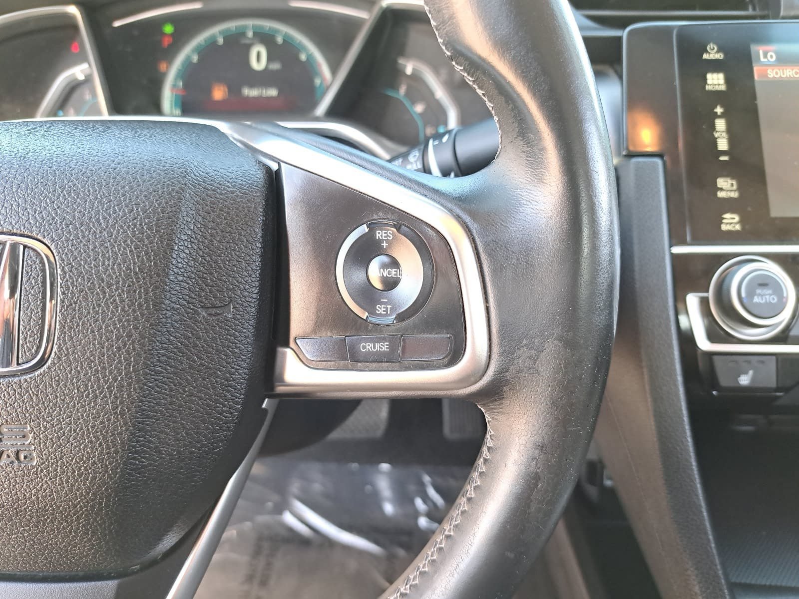 Used 2017 Honda Civic EX-L image 17