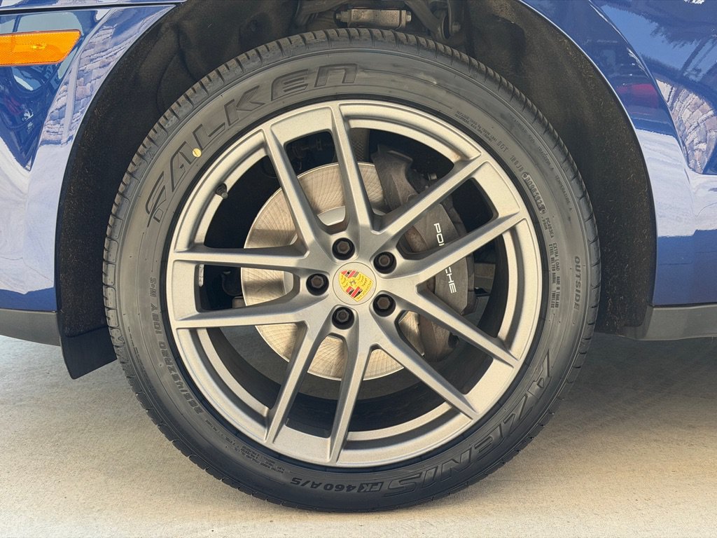 Used 2022 Porsche Macan AWD/4WD image 14