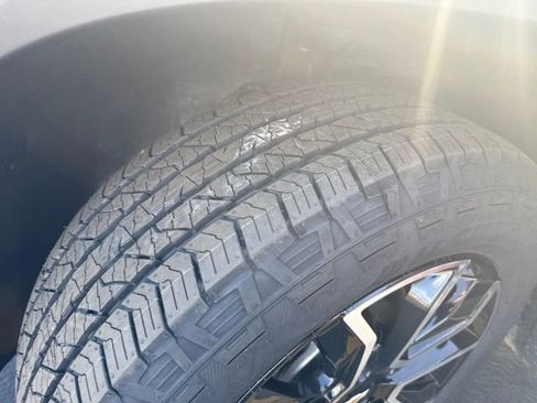 Certified 2023 Chevrolet TrailBlazer ACTIV w/ Convenience Package image 26