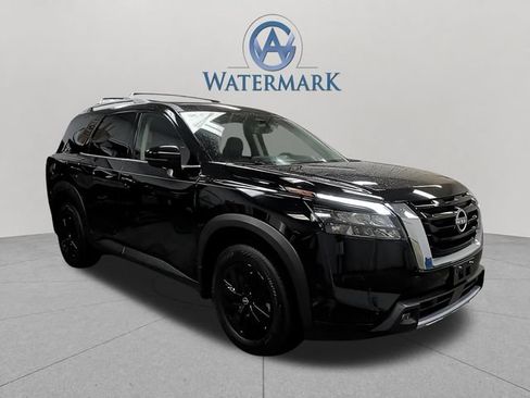 Used 2025 Nissan Pathfinder SL w/ Lighting Package (N92) AWD/4WD image 9