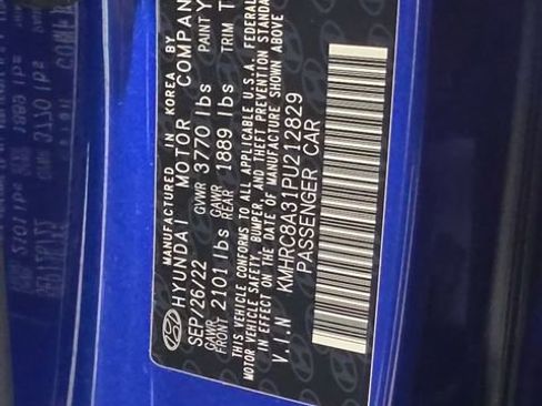 Used 2023 Hyundai Venue SEL FWD image 8