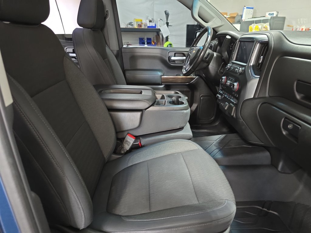 Used 2019 Chevrolet Silverado 1500 LT w/ All-Star Edition AWD/4WD image 10