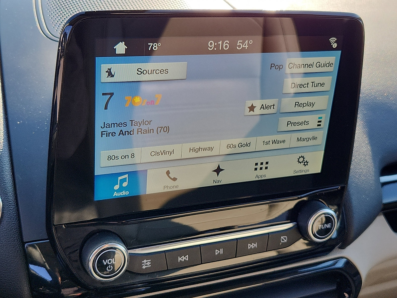 Used 2018 Ford EcoSport Titanium AWD/4WD image 18