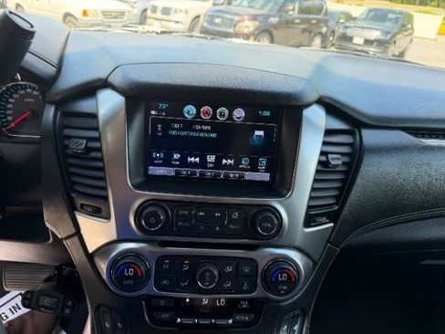 Used 2019 Chevrolet Suburban LT AWD/4WD image 22