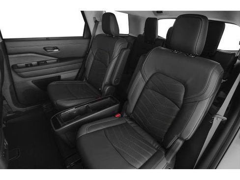 Certified 2024 Nissan Pathfinder Platinum AWD/4WD image 10