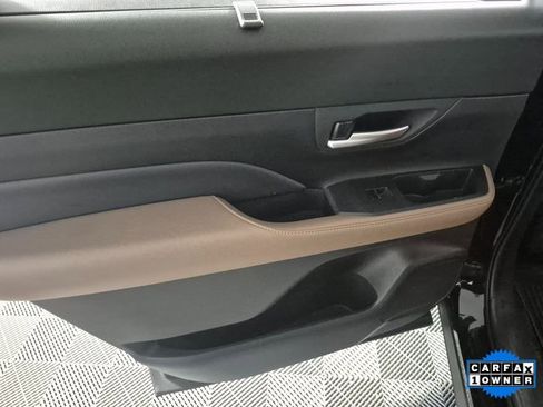 Used 2024 Toyota Grand Highlander AWD Hybrid image 26