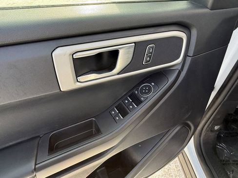 Used 2020 Ford Explorer 4WD Police Interceptor image 11