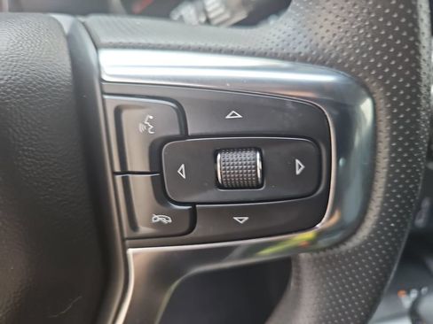 Used 2024 Chevrolet Blazer LT w/ Convenience Package FWD image 18