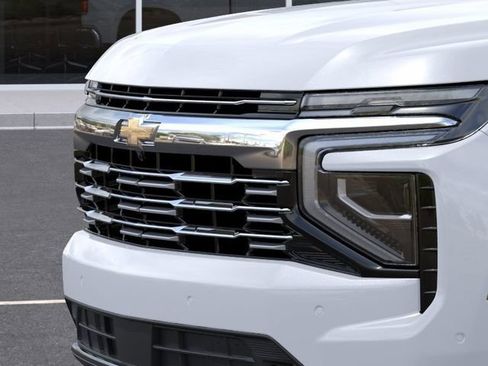 New 2026 Chevrolet Suburban Premier AWD/4WD image 13