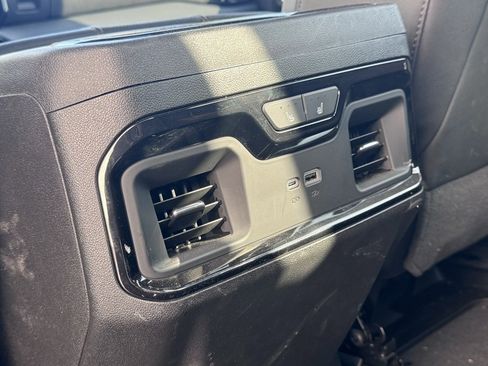 Used 2024 GMC Sierra 2500 AT4 w/ AT4 Premium Plus Package image 14