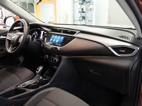 Used 2021 Buick Encore GX Preferred FWD image 34