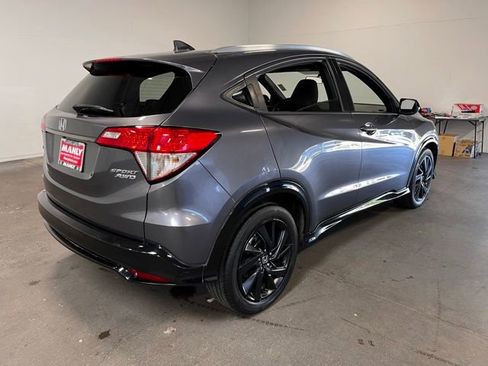 Used 2021 Honda HR-V Sport image 3