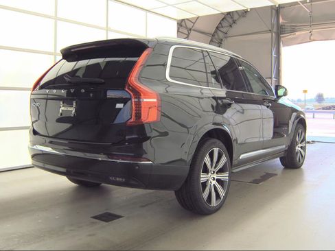 Used 2024 Volvo XC90 T8 Plus AWD/4WD image 2