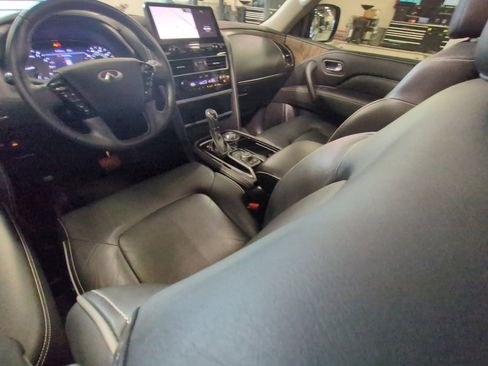 Used 2023 INFINITI QX80 Premium Select w/ Cargo Package image 18