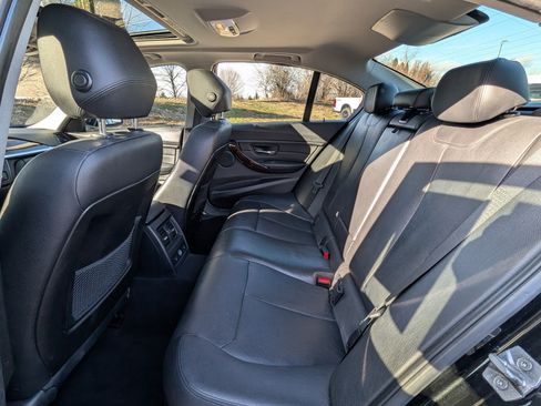 Used 2015 BMW 328i xDrive Sedan w/ Premium Package image 26