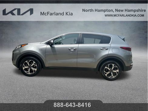 Used 2020 Kia Sportage LX AWD/4WD image 3