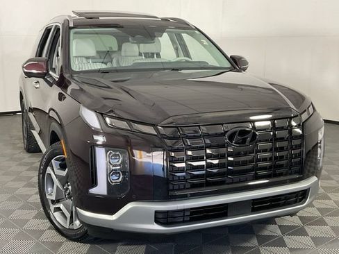 Used 2024 Hyundai Palisade Limited AWD/4WD image 46