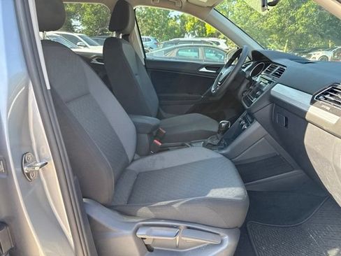 Used 2020 Volkswagen Tiguan S FWD image 11