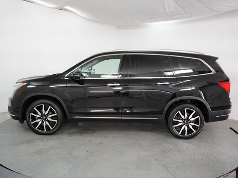 Used 2021 Honda Pilot Elite image 4