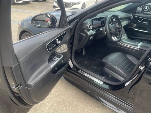 Used 2023 Mercedes-Benz C 43 AMG 4MATIC Sedan image 3