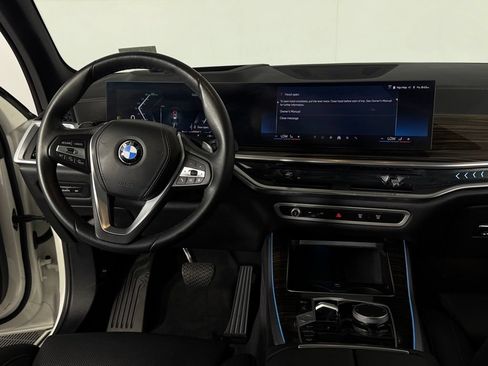 Used 2026 BMW X5 xDrive40i AWD/4WD image 15