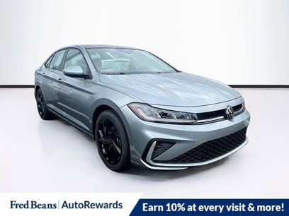 New 2025 Volkswagen Jetta SE