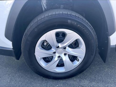 Used 2024 Toyota RAV4 LE image 12