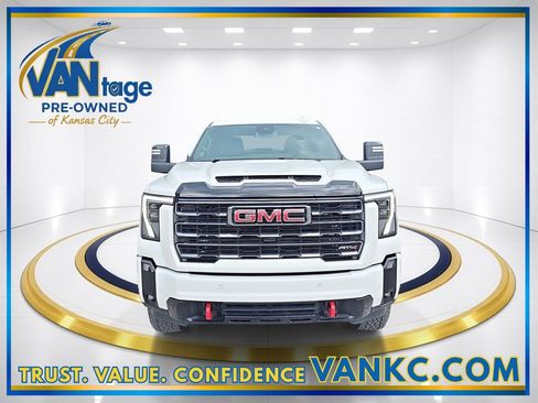 Certified 2026 GMC Sierra 2500 AT4 AWD/4WD image 2